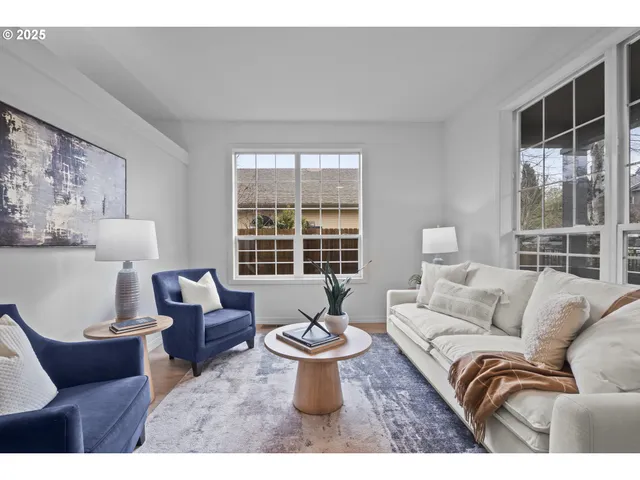 $467,900 | 240 Norway Street, Silverton, OR 97381