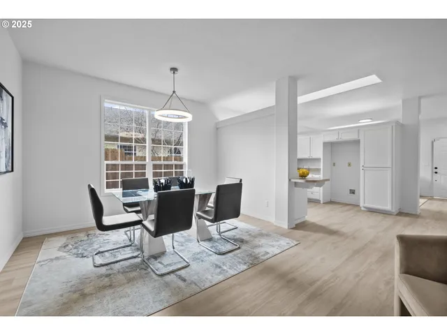 $467,900 | 240 Norway Street, Silverton, OR 97381