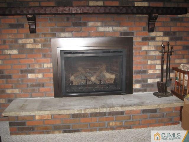 10 Glen Gary Road Middlesex, NJ 08846 - Photo 18 of 24 a room with fireplace