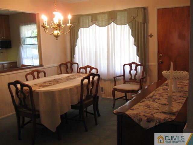 10 Glen Gary Road Middlesex, NJ 08846 - Photo 5 of 24 a dining room with furniture and window