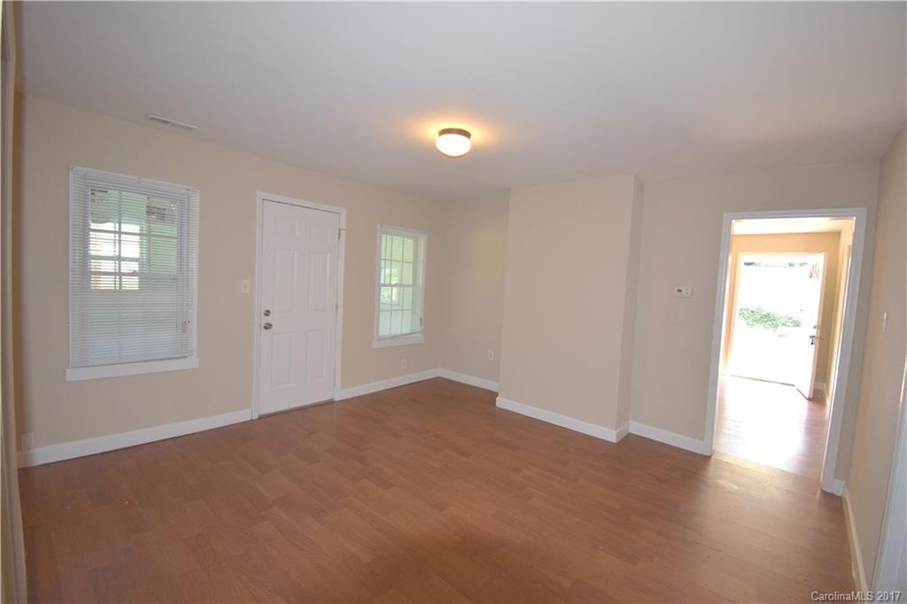 3912 Plainview Road Charlotte, NC 28208 - Photo 11 of 12 Gallery Image 11