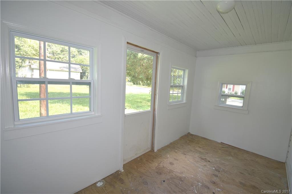 3912 Plainview Road Charlotte, NC 28208 - Photo 12 of 12 Gallery Image 12