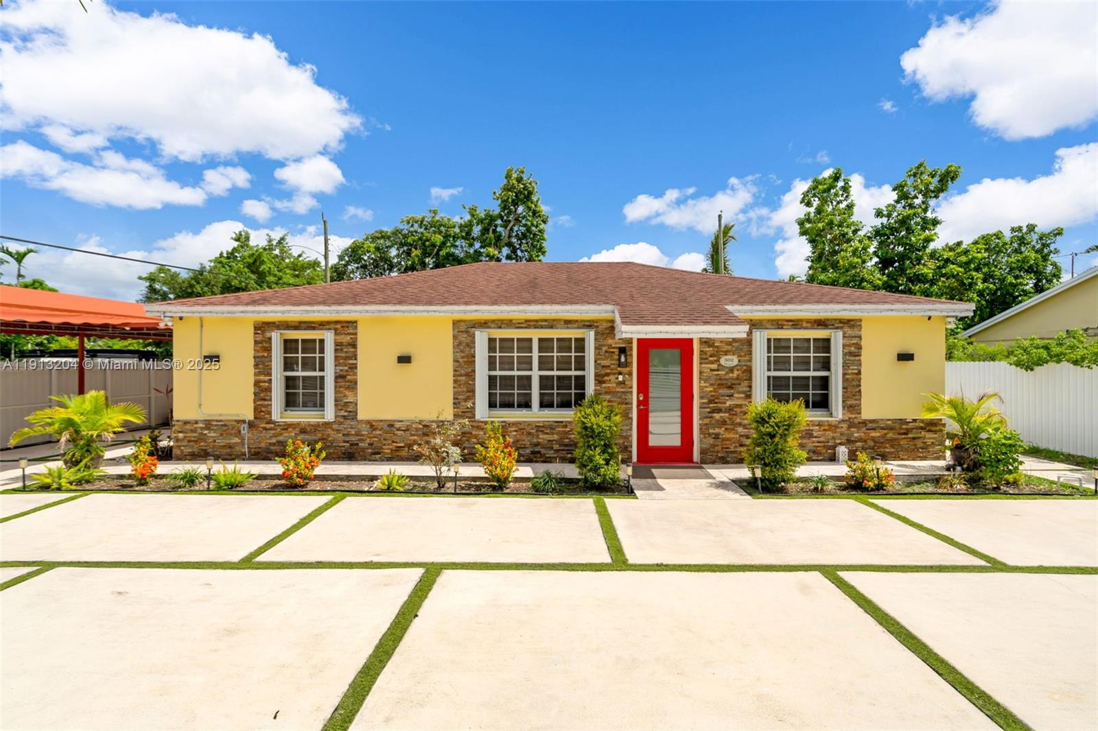 302 Northwest 100th Street Miami, FL 33150 - Photo 2 of 29