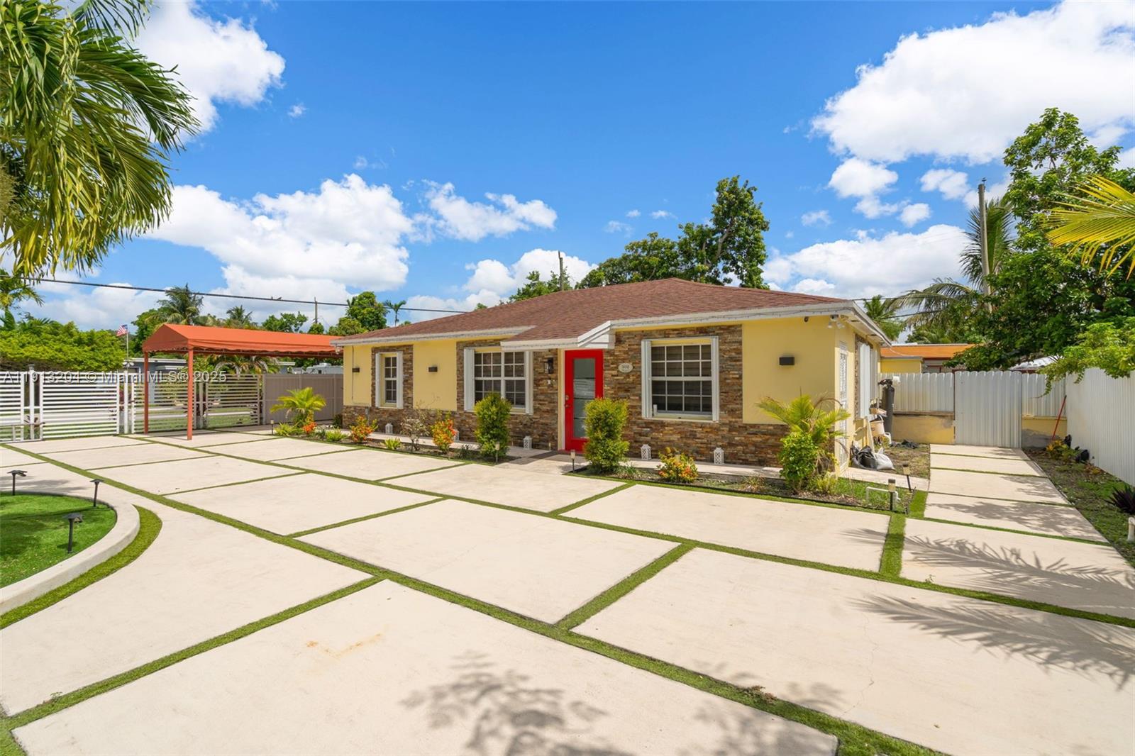 302 Northwest 100th Street Miami, FL 33150 - Photo 4 of 29