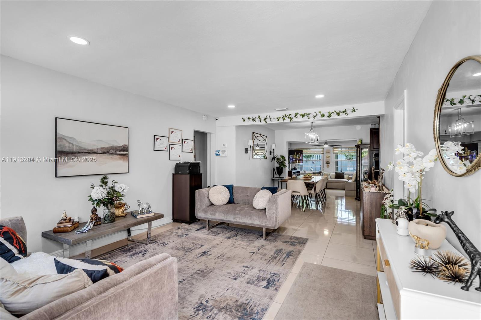 302 Northwest 100th Street Miami, FL 33150 - Photo 5 of 29