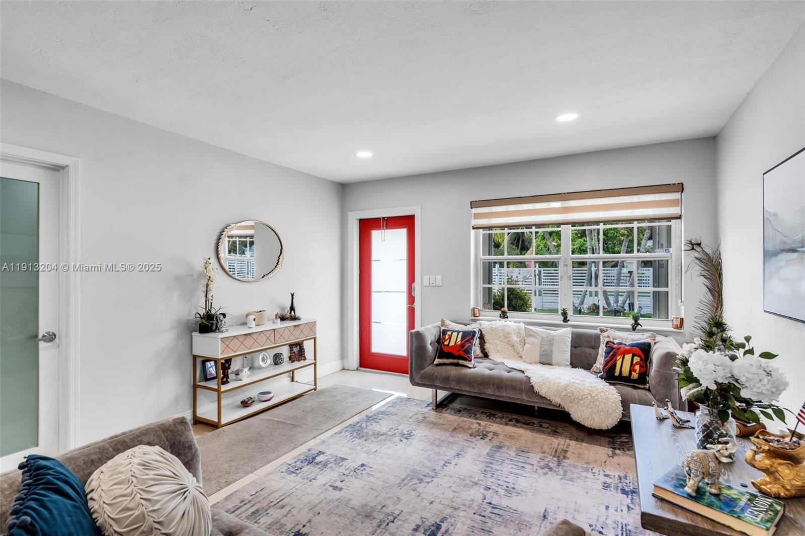 302 Northwest 100th Street Miami, FL 33150 - Photo 7 of 29