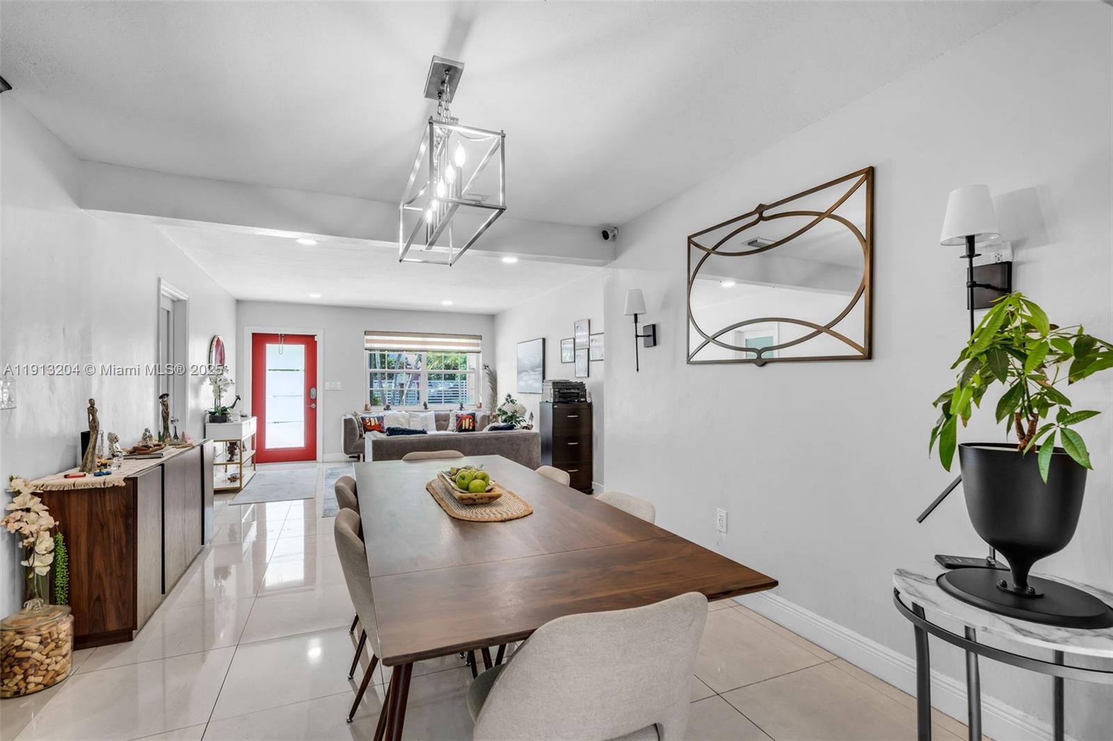 302 Northwest 100th Street Miami, FL 33150 - Photo 9 of 29