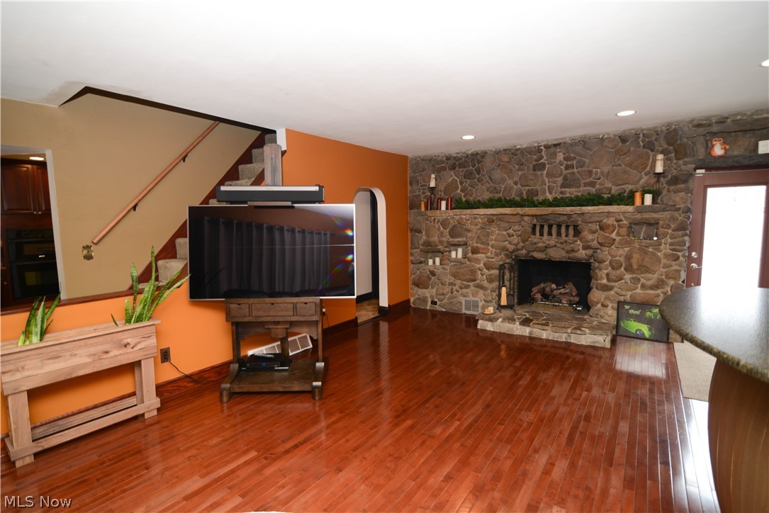 6804 Chestnut-Ridge Road Hubbard, OH 44425 - Photo 6 of 35 Gallery Image 6