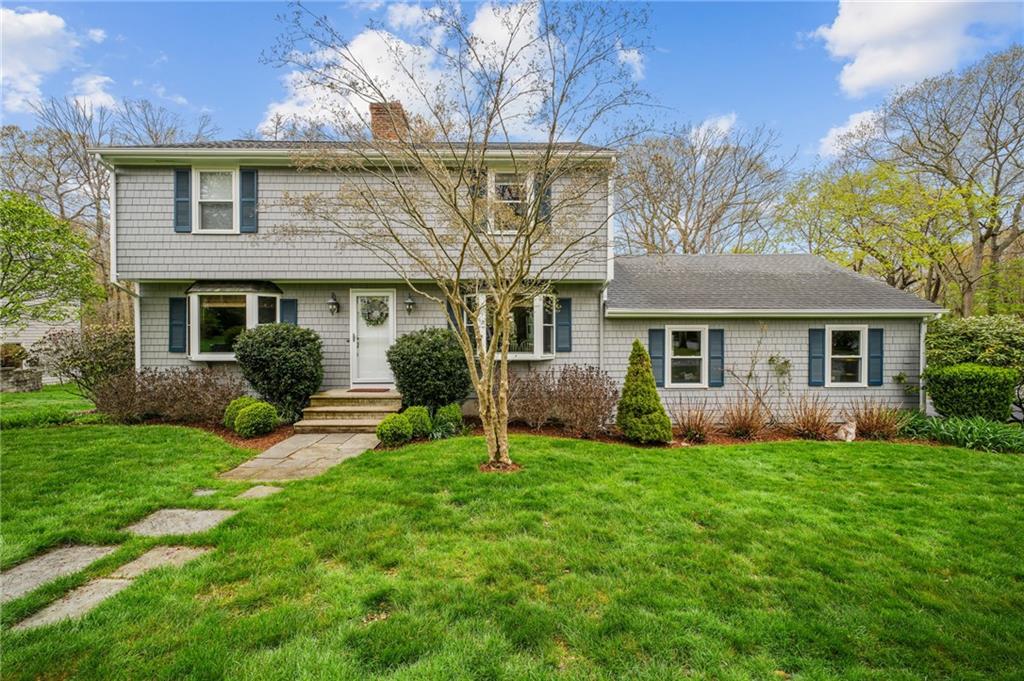 156 Pine Tree Circle, North Kingstown, RI 02852 Compass