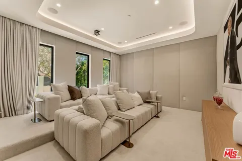 $3,899,000 | 4630 Saloma Avenue, Sherman Oaks, CA 91403