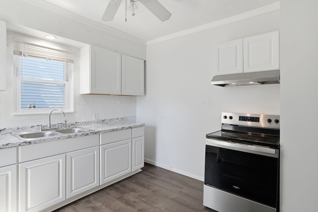 25 Victoria Street Springfield, MA 01104 - Photo 15 of 42