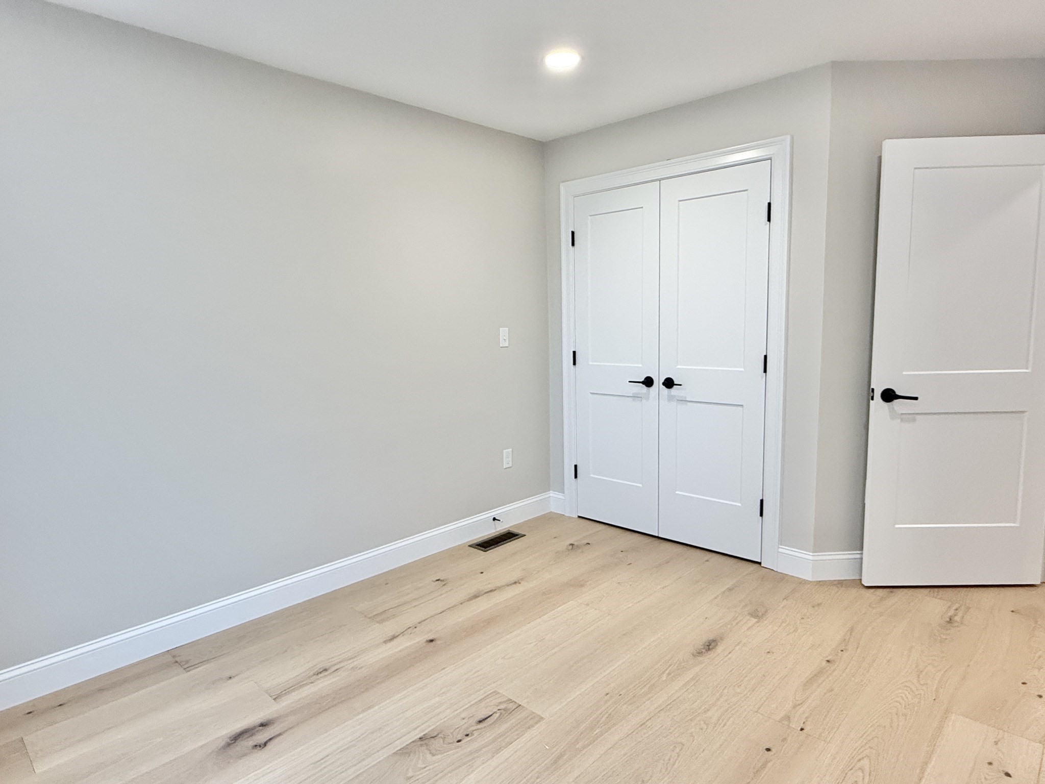33 Tyng Road Tyngsborough, MA 01879 - Photo 32 of 41 Gallery Image 32