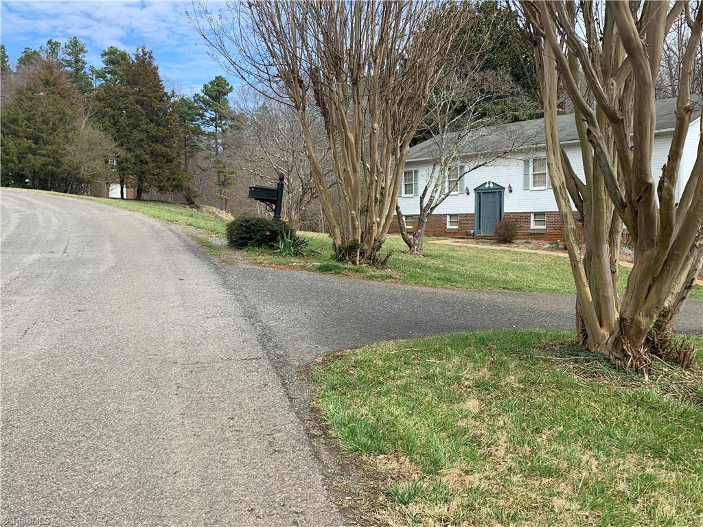 237 Buckingham Road Pinnacle, NC 27043 - Photo 4 of 48