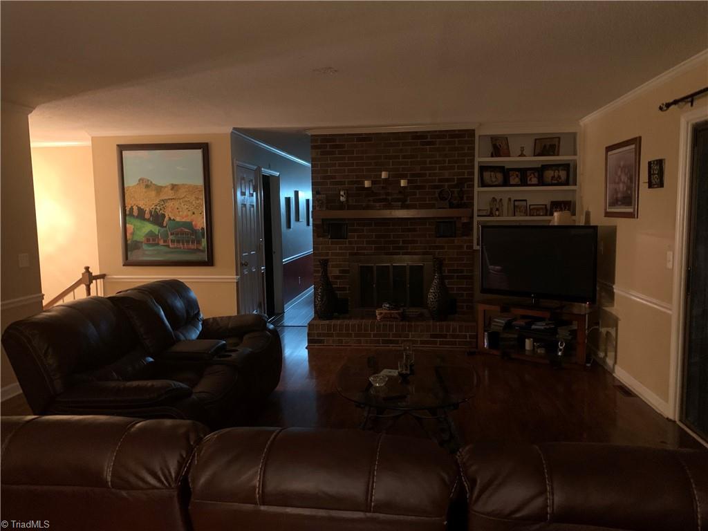 237 Buckingham Road Pinnacle, NC 27043 - Photo 8 of 48