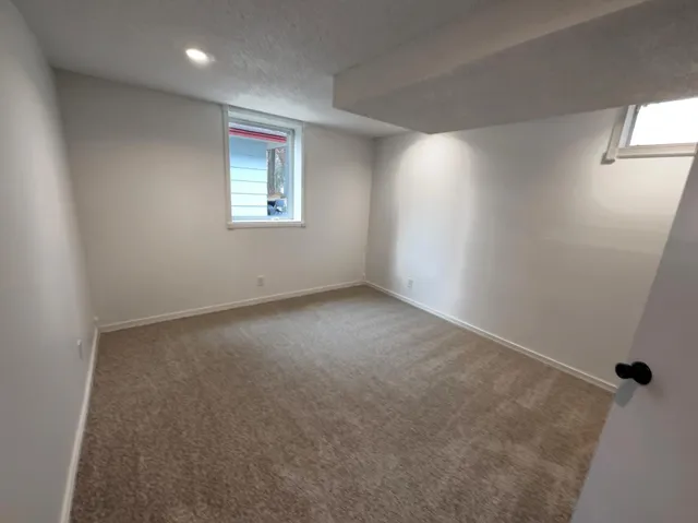 $350,000 | 901 Oak Ridge Point Northeast, Blaine, MN 55434