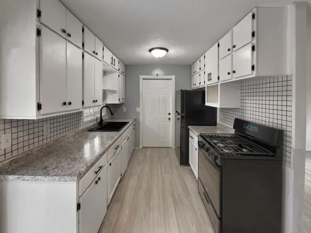 $350,000 | 901 Oak Ridge Point Northeast, Blaine, MN 55434