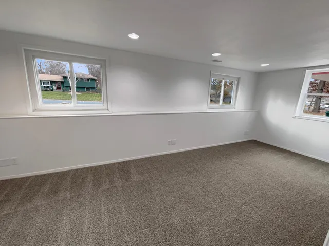 $350,000 | 901 Oak Ridge Point Northeast, Blaine, MN 55434