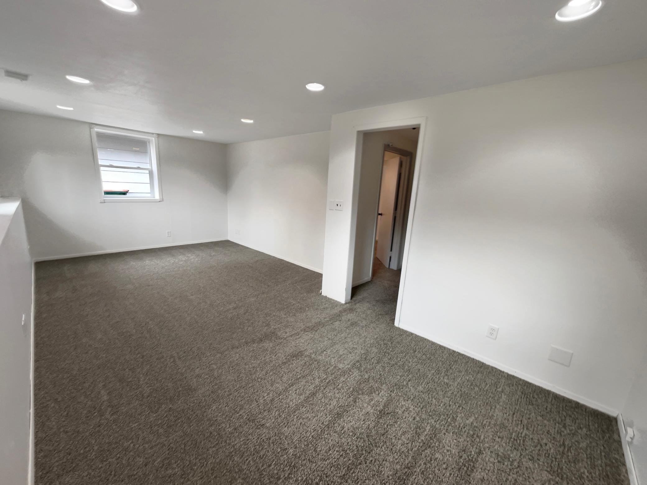 901 Oak Ridge Point Northeast Blaine, MN 55434 - Photo 9 of 22