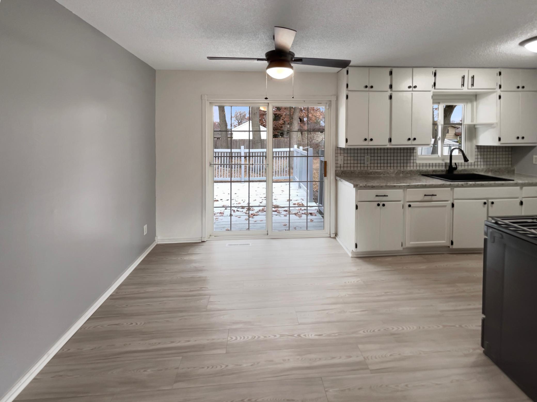 901 Oak Ridge Point Northeast Blaine, MN 55434 - Photo 10 of 22