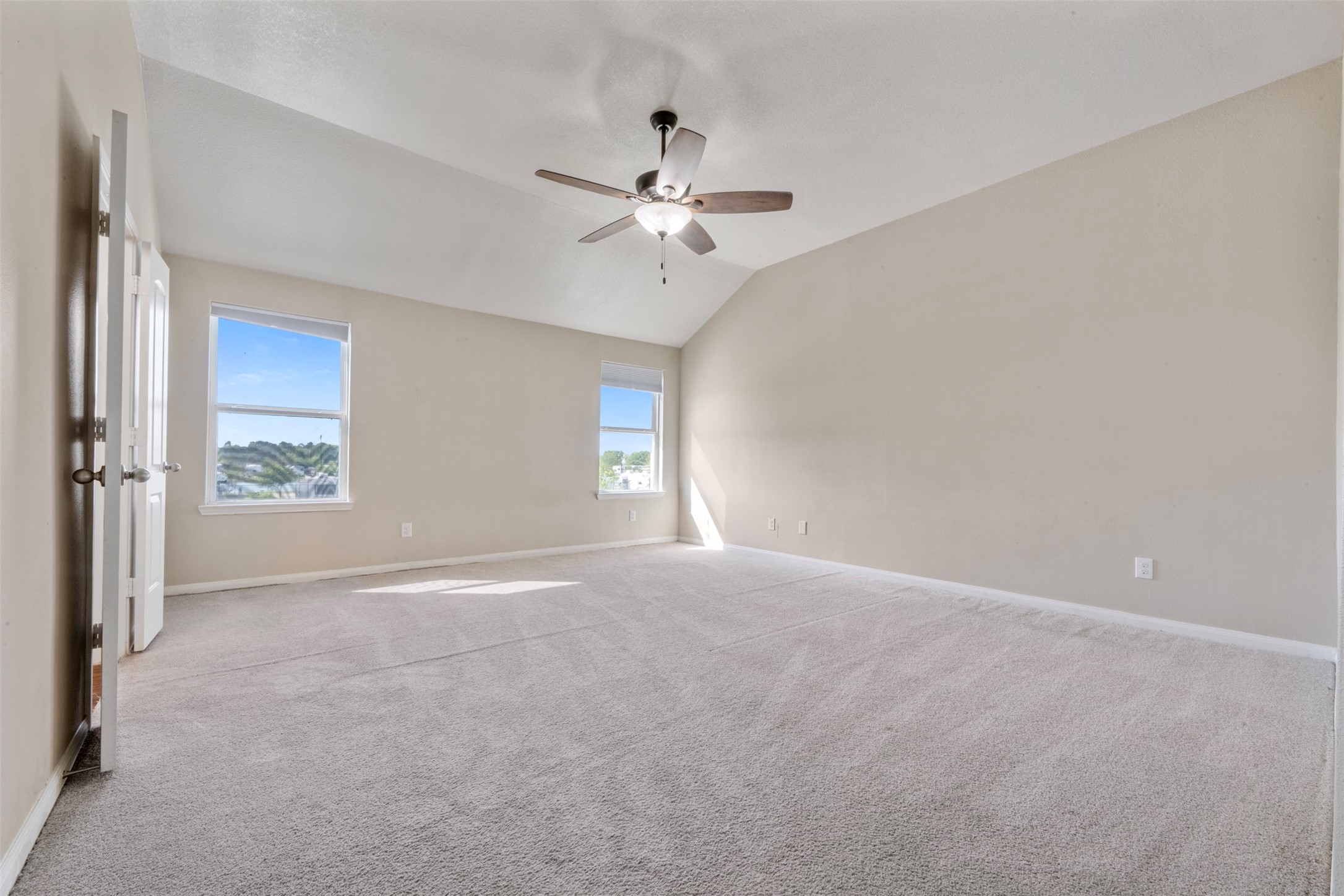 5926 Golden Cove Road Cove, TX 77523 - Photo 14 of 26