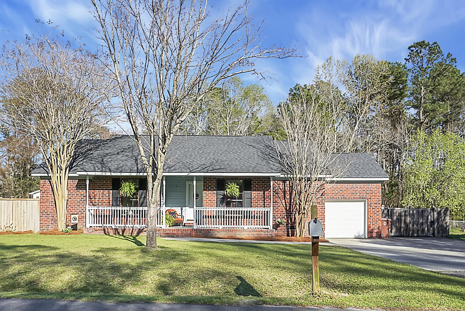 120 Sandy Drive Moncks Corner, SC 29461 - Photo 2 of 36 DSC07755
