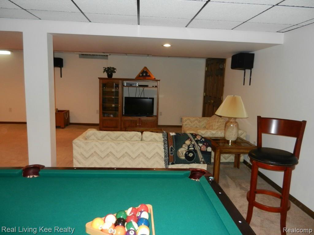 1793 Snowden Circle Rochester, MI 48306 - Photo 33 of 34 DSCN1735.jpg