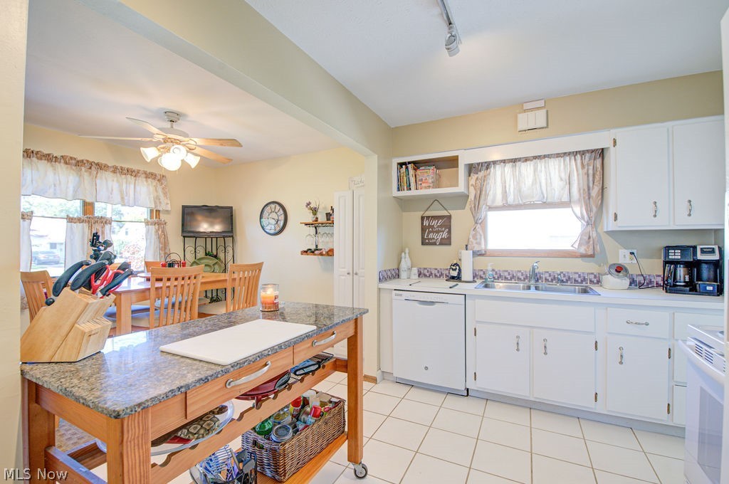 27835 Knickerbocker Road Bay Village, OH 44140 - Photo 9 of 35 Gallery Image 9