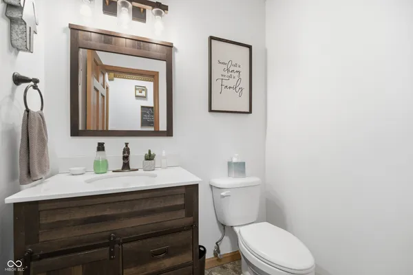 $715,000 | 1889 West County Road 1000 North, Lizton, IN 46149