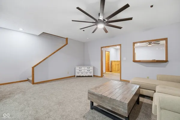 $715,000 | 1889 West County Road 1000 North, Lizton, IN 46149