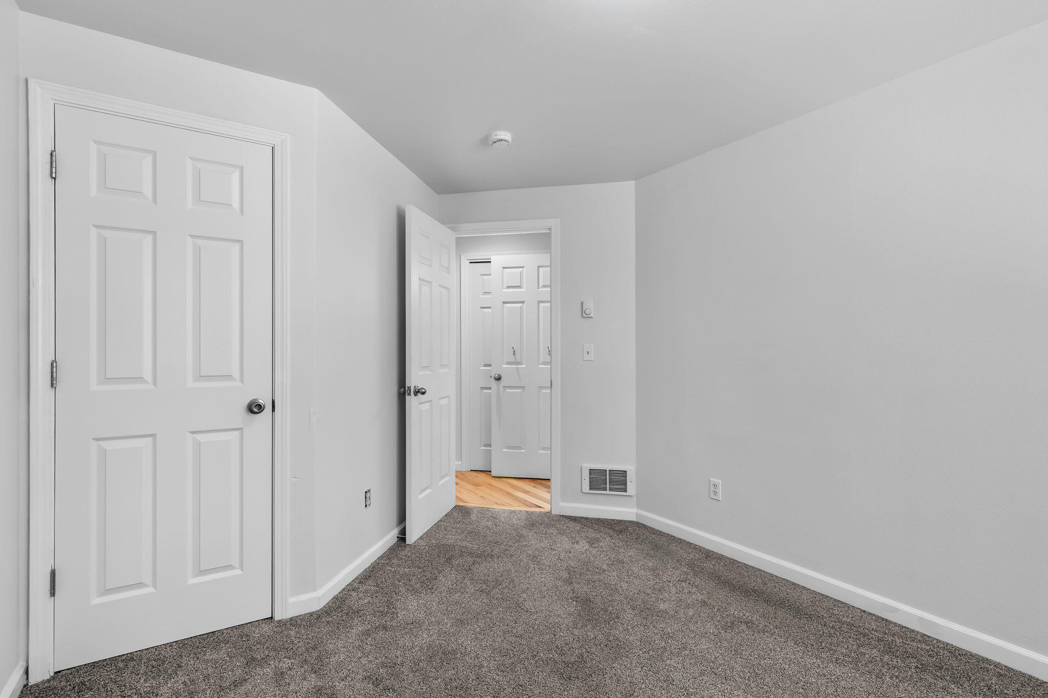 55647 Swan Road Bend, OR 97707 - Photo 16 of 33