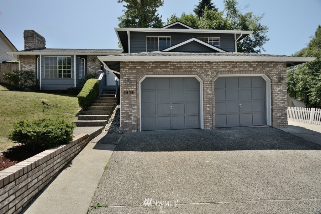 1418 225th Street Southwest Bothell, WA 98021 - Photo 2 of 23
