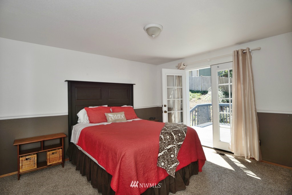 1418 225th Street Southwest Bothell, WA 98021 - Photo 11 of 23