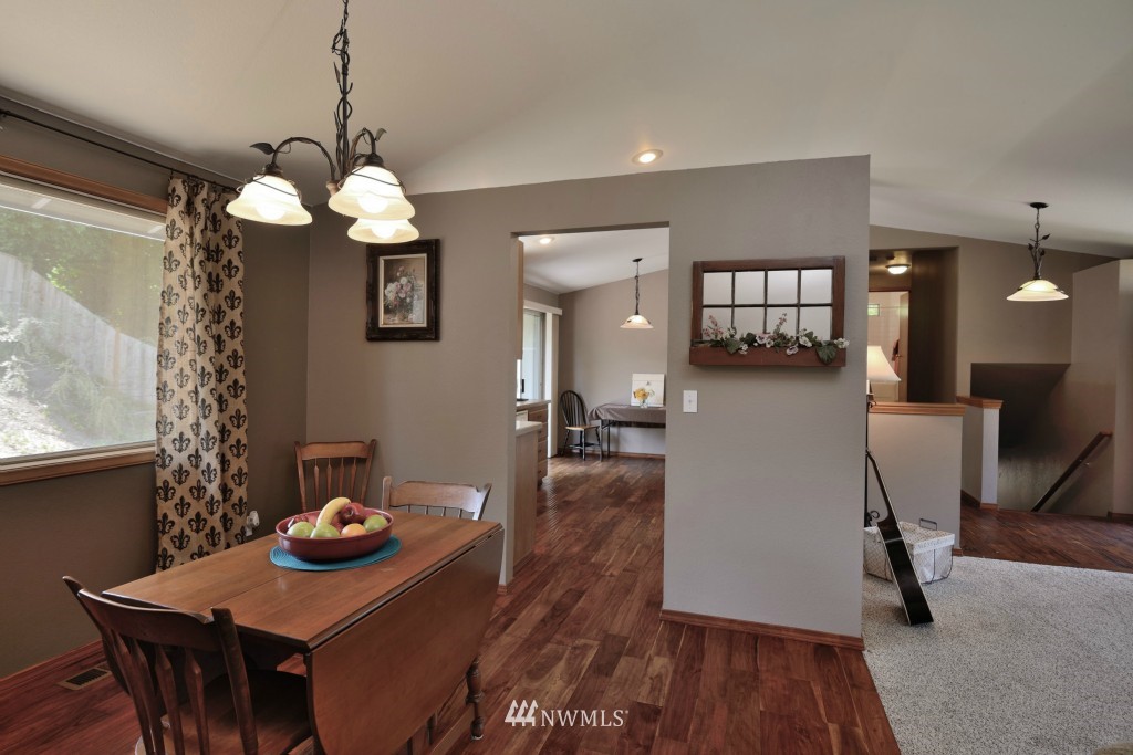 1418 225th Street Southwest Bothell, WA 98021 - Photo 4 of 23