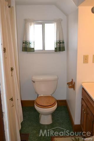 136 South Rawles Street Romeo, MI 48065 - Photo 3 of 9