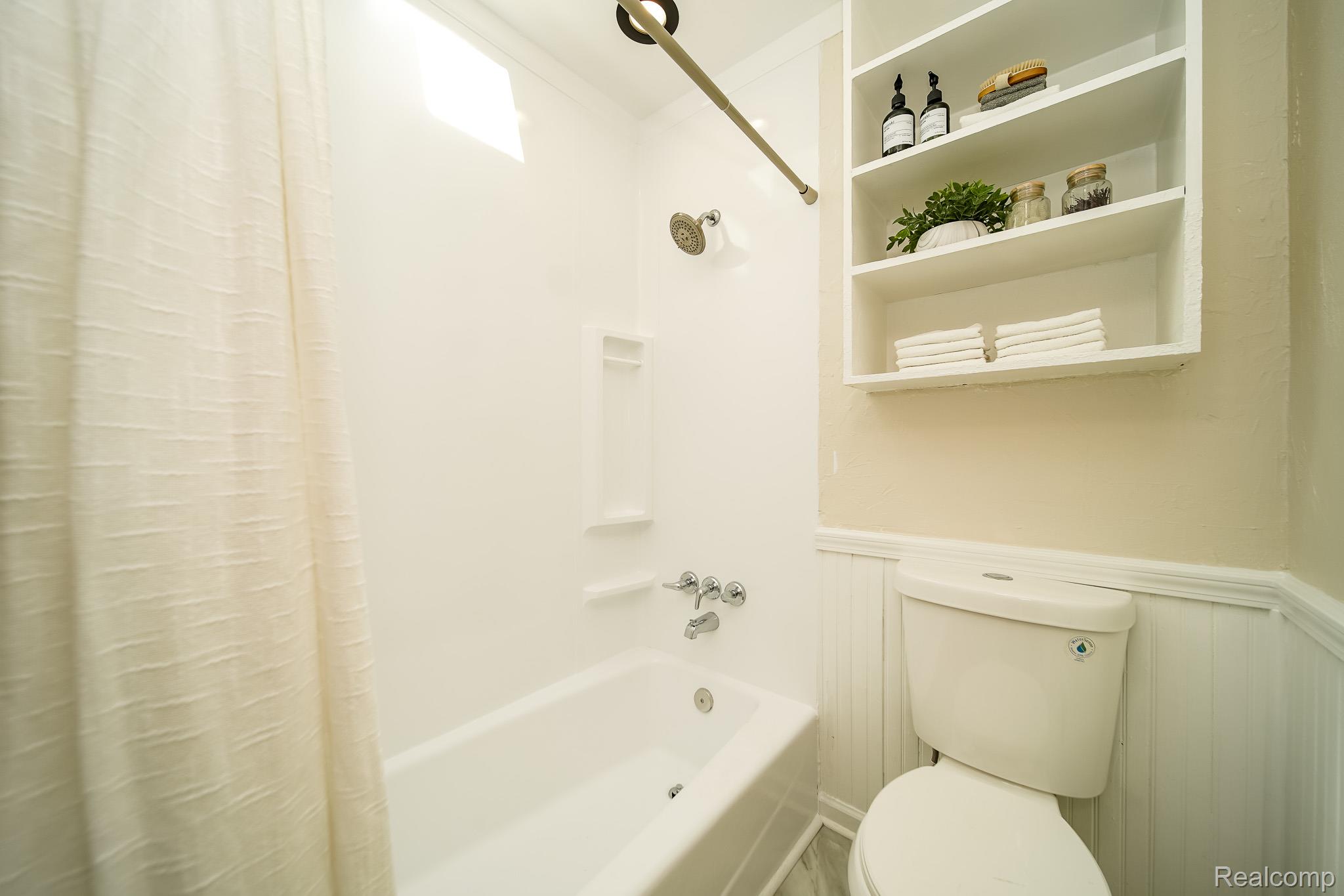 6641 Niagara Street Romulus, MI 48174 - Photo 41 of 70 DDS04072.jpg
