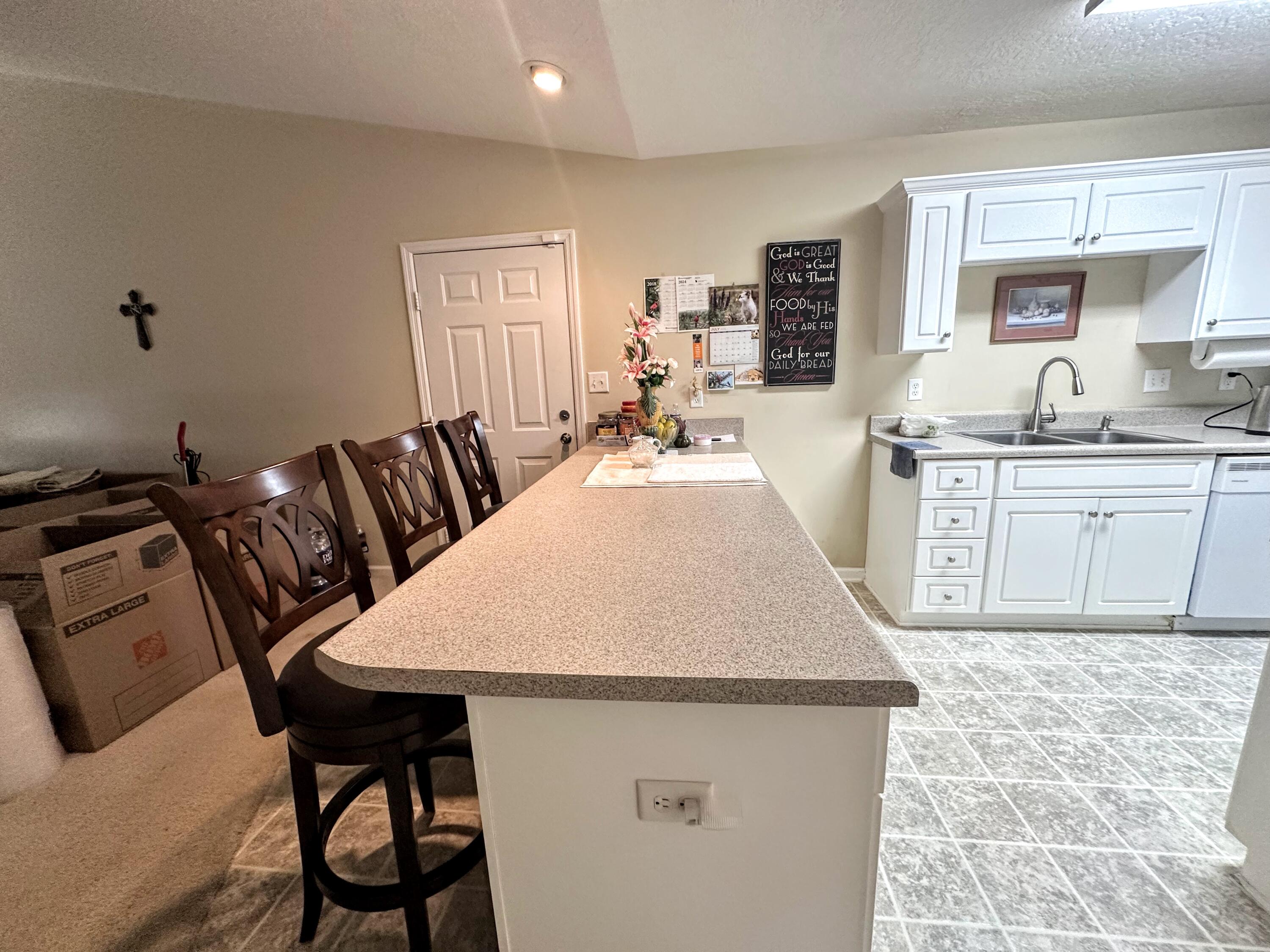 5249 Aruba Circle Augusta, GA 30909 - Photo 7 of 24 breakfast bar close