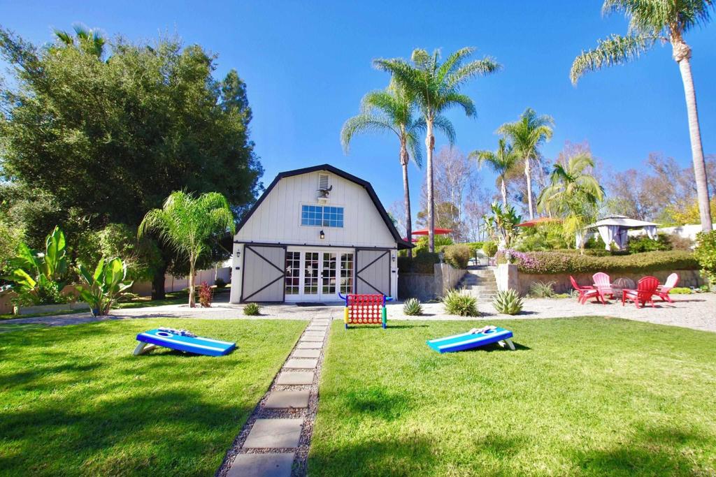 2455 Clearcrest Lane Fallbrook, CA 92028 - Photo 5 of 75