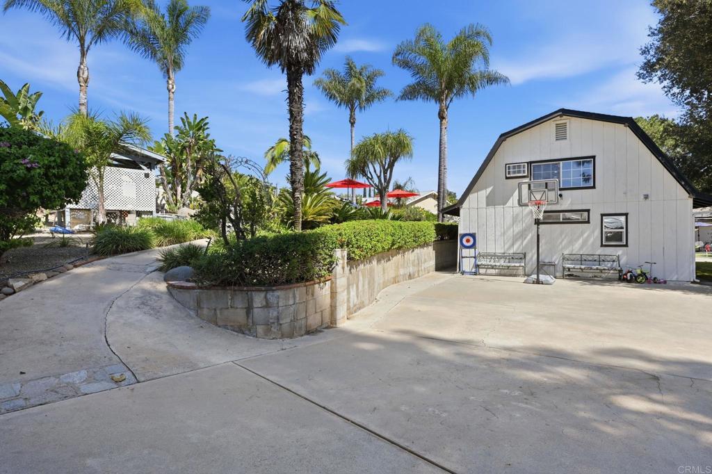 2455 Clearcrest Lane Fallbrook, CA 92028 - Photo 74 of 75