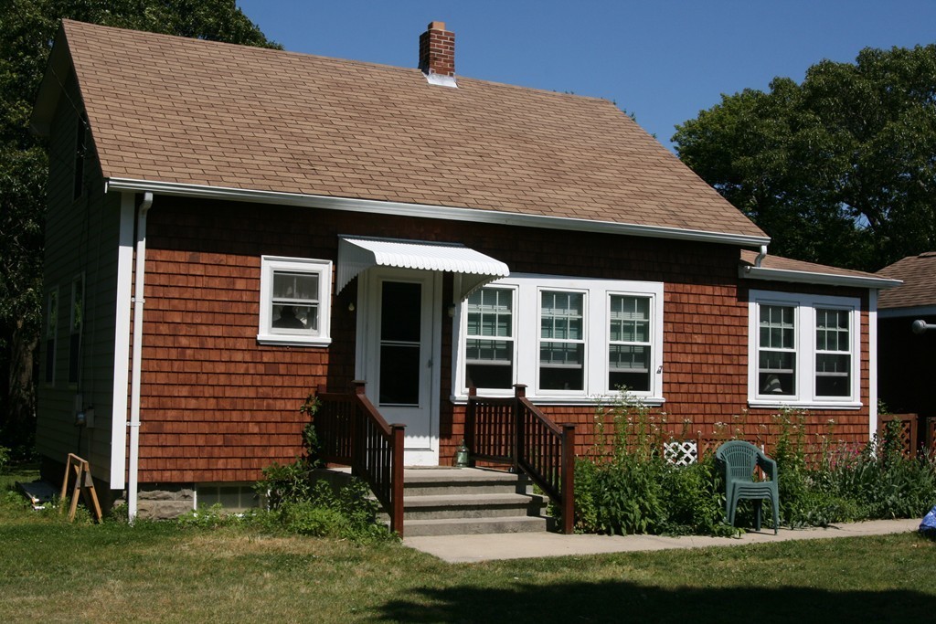 219 Sconticut Neck Road Fairhaven, MA 02719 - Photo 5 of 7 Gallery Image 5