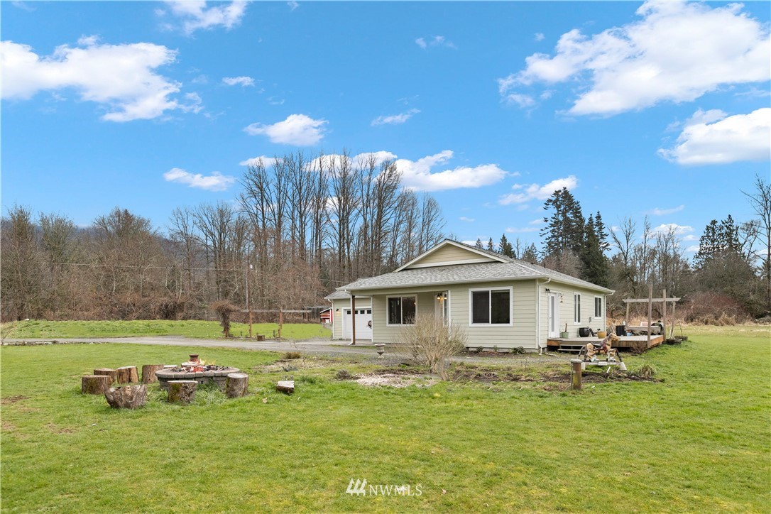 3995 Squalicum Lake Road Bellingham, WA 98226 - Photo 21 of 35 Gallery Image 21