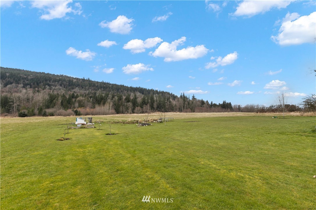 3995 Squalicum Lake Road Bellingham, WA 98226 - Photo 24 of 35 Gallery Image 24