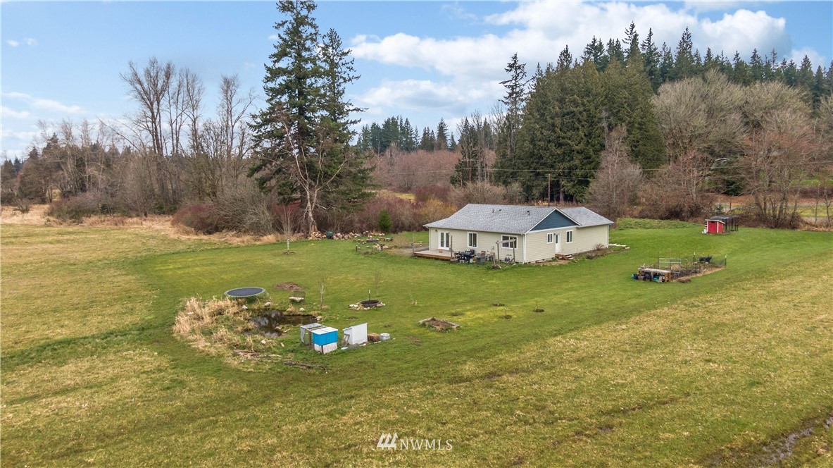 3995 Squalicum Lake Road Bellingham, WA 98226 - Photo 26 of 35 Gallery Image 26