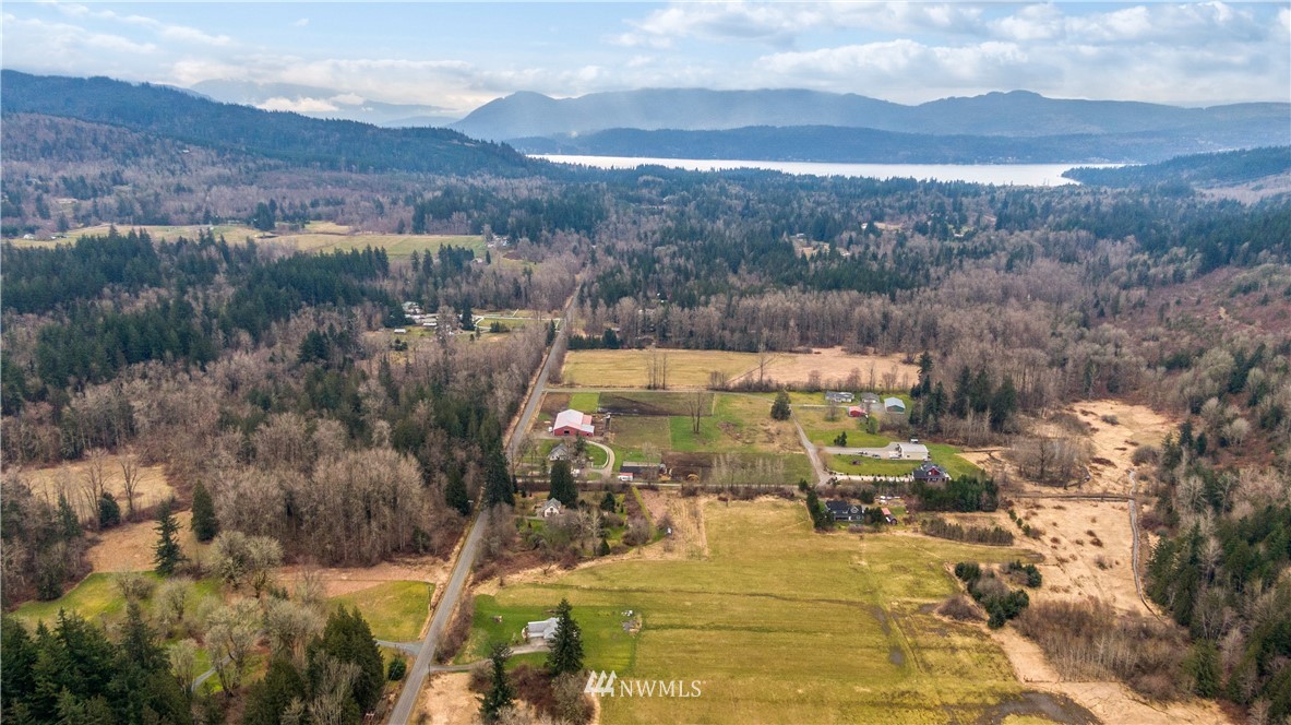 3995 Squalicum Lake Road Bellingham, WA 98226 - Photo 32 of 35 Gallery Image 32