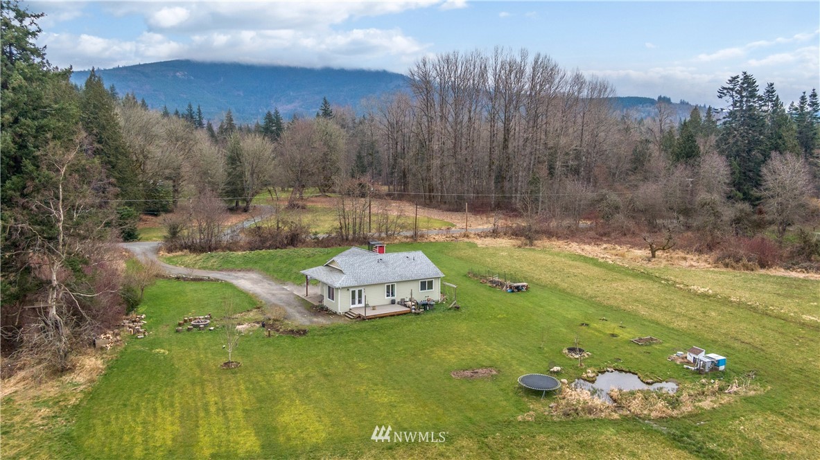 3995 Squalicum Lake Road Bellingham, WA 98226 - Photo 35 of 35 Gallery Image 35