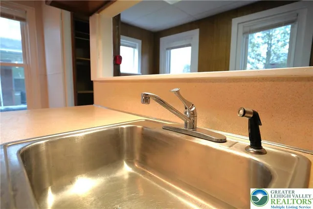 $1,850 | 543 Chestnut Street, Emmaus, PA 18049