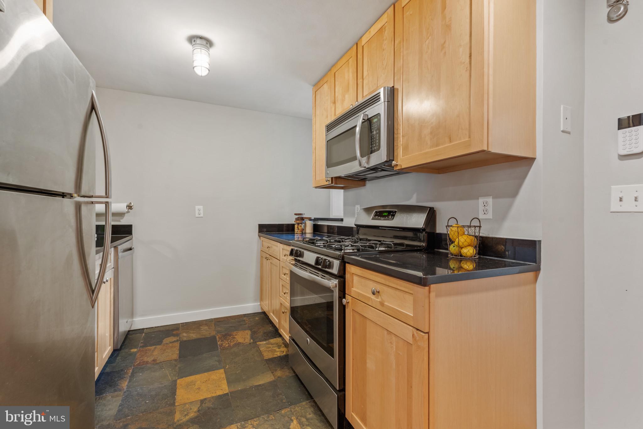 669 Washington Boulevard Baltimore, MD 21230 - Photo 5 of 22