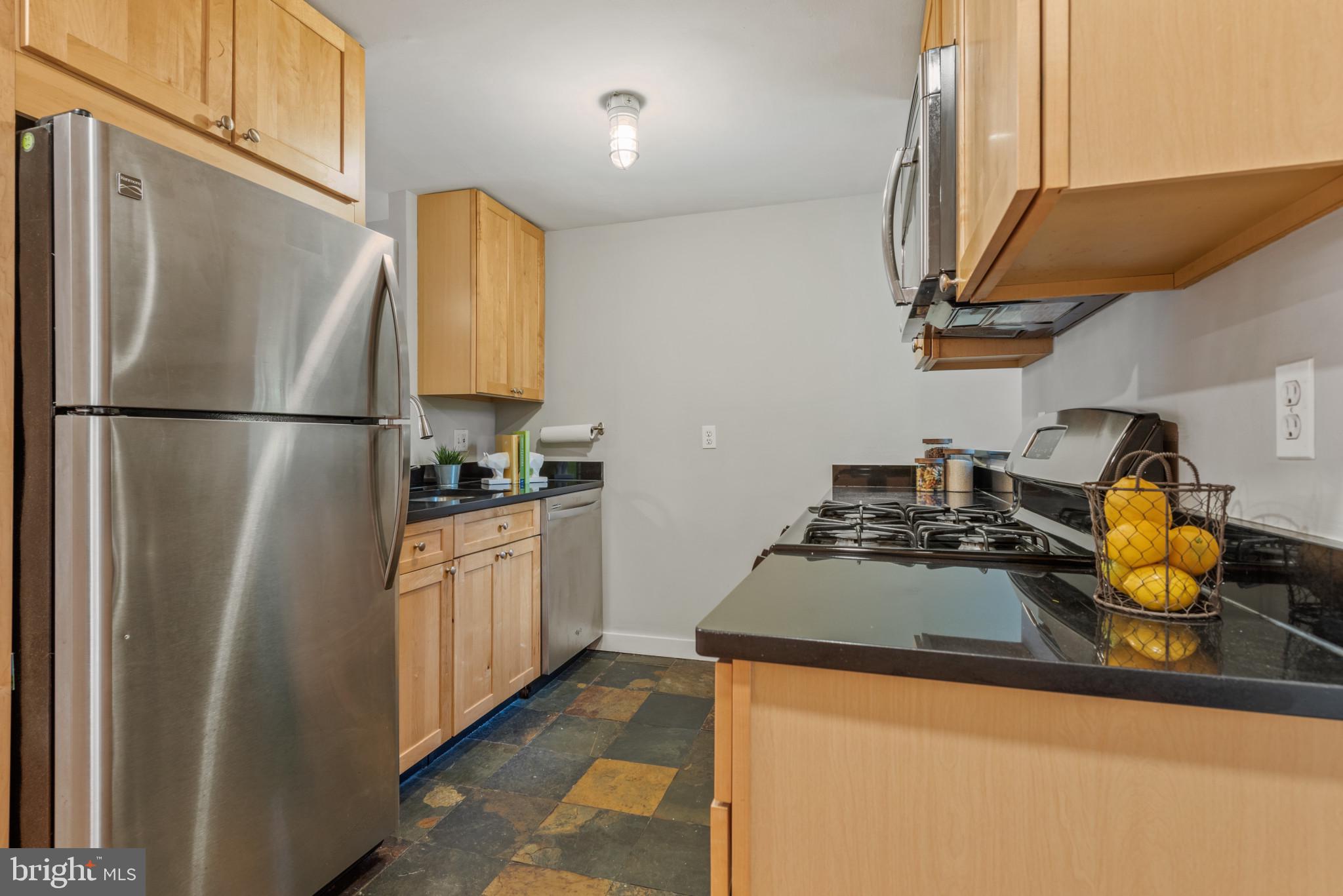 669 Washington Boulevard Baltimore, MD 21230 - Photo 6 of 22