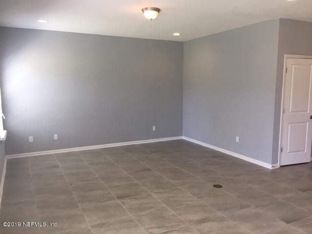 9860 Kevin Road Jacksonville, FL 32257 - Photo 3 of 16 2