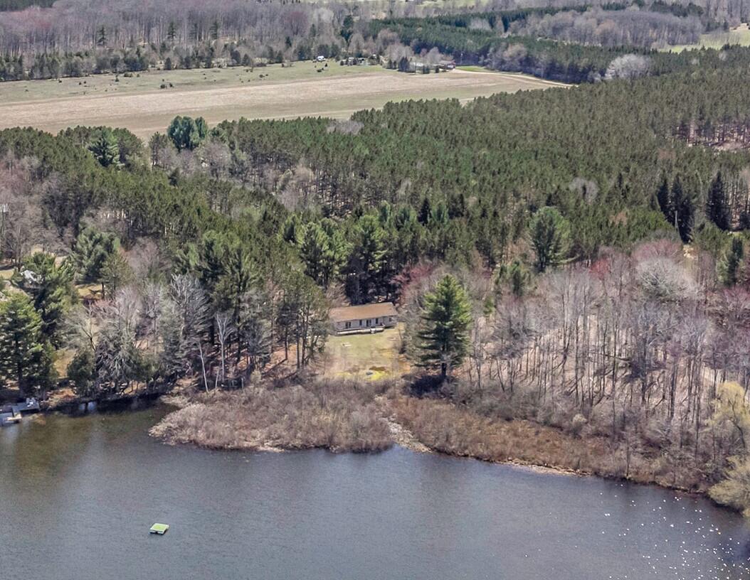 6970 Kenny Road Kaleva, MI 49645 - Photo 9 of 34 Shoreline View