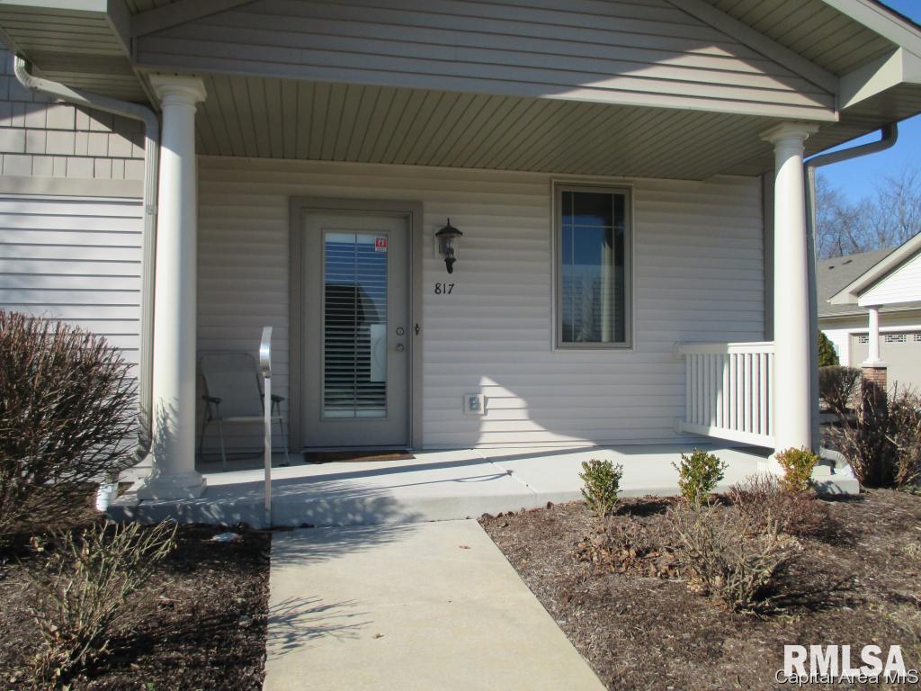817 Longleaf Court Springfield, IL 62711 - Photo 4 of 32